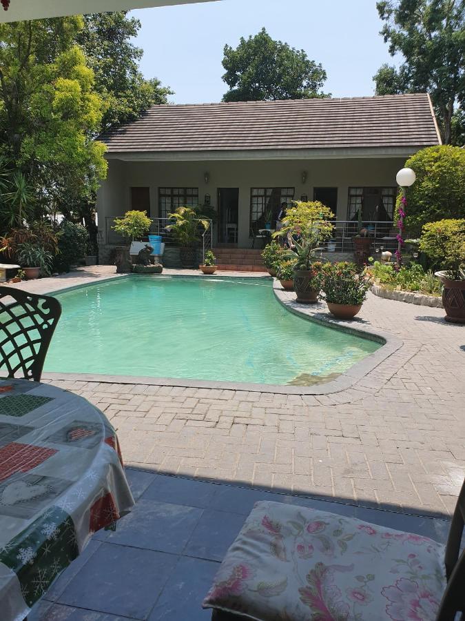 Harmony Guesthouse Mbombela Bagian luar foto